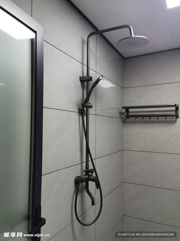现代简约风格淋浴间设计