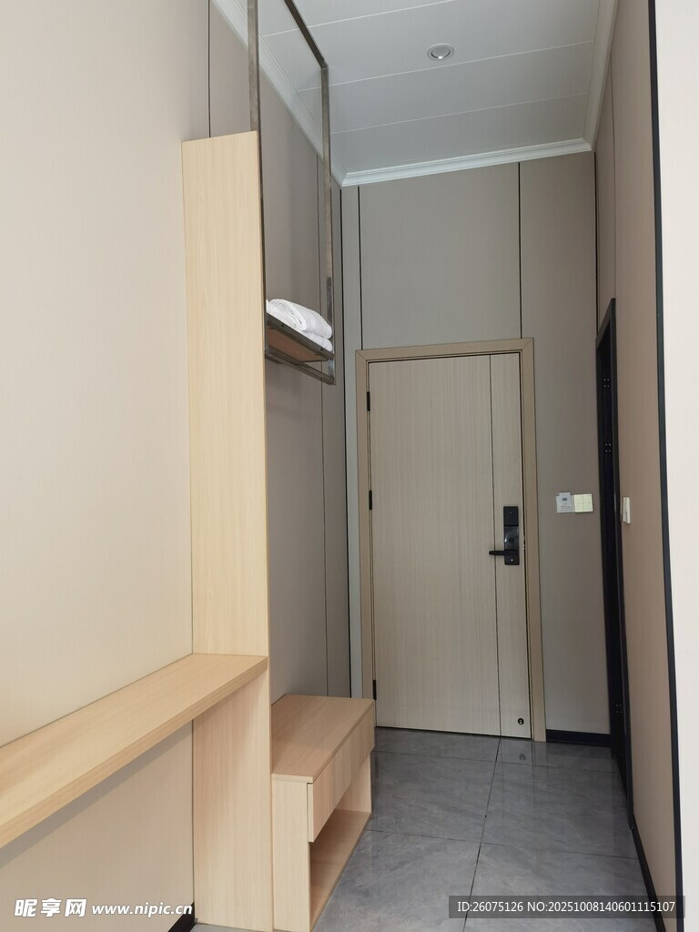 简约狭长走廊室内空间