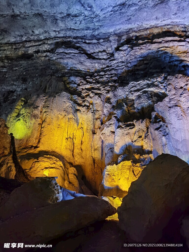 地下溶洞奇幻景观