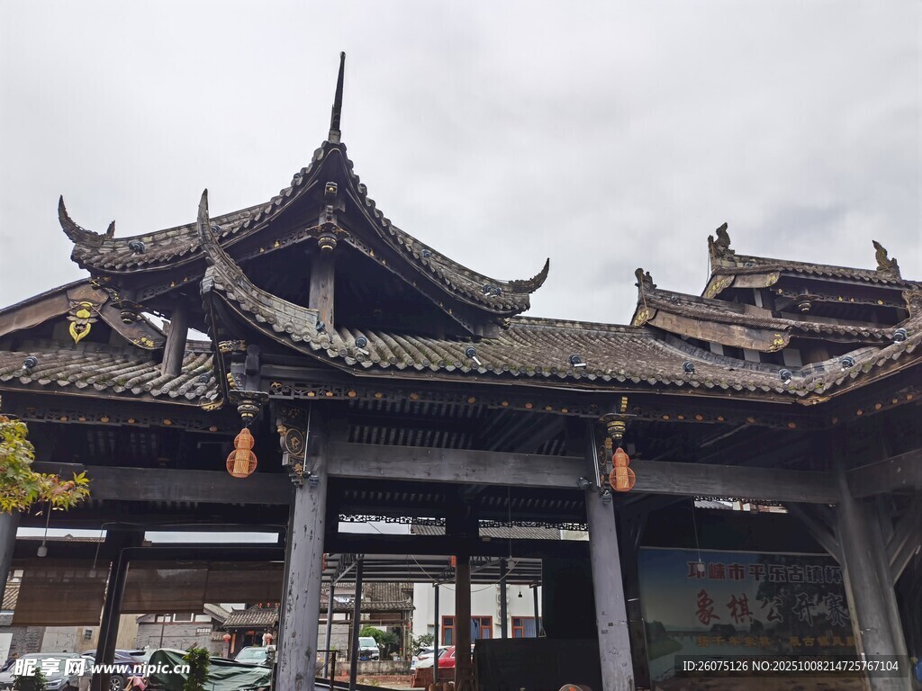中式古建筑屋檐景观