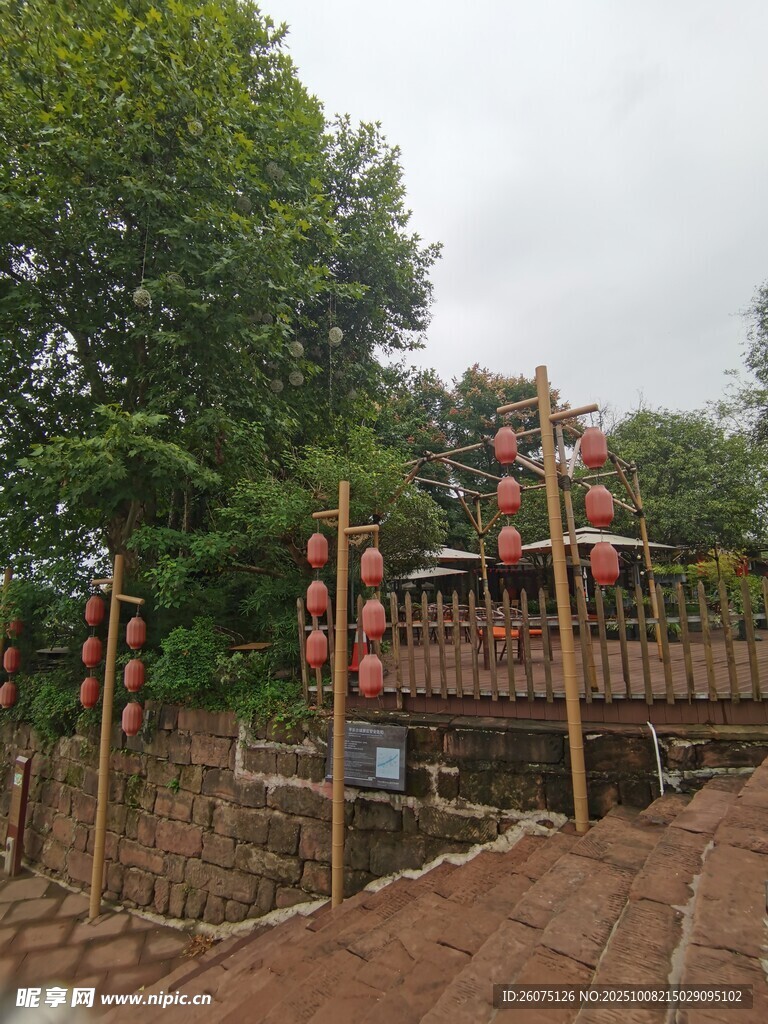 古雅中式景观桥与围栏