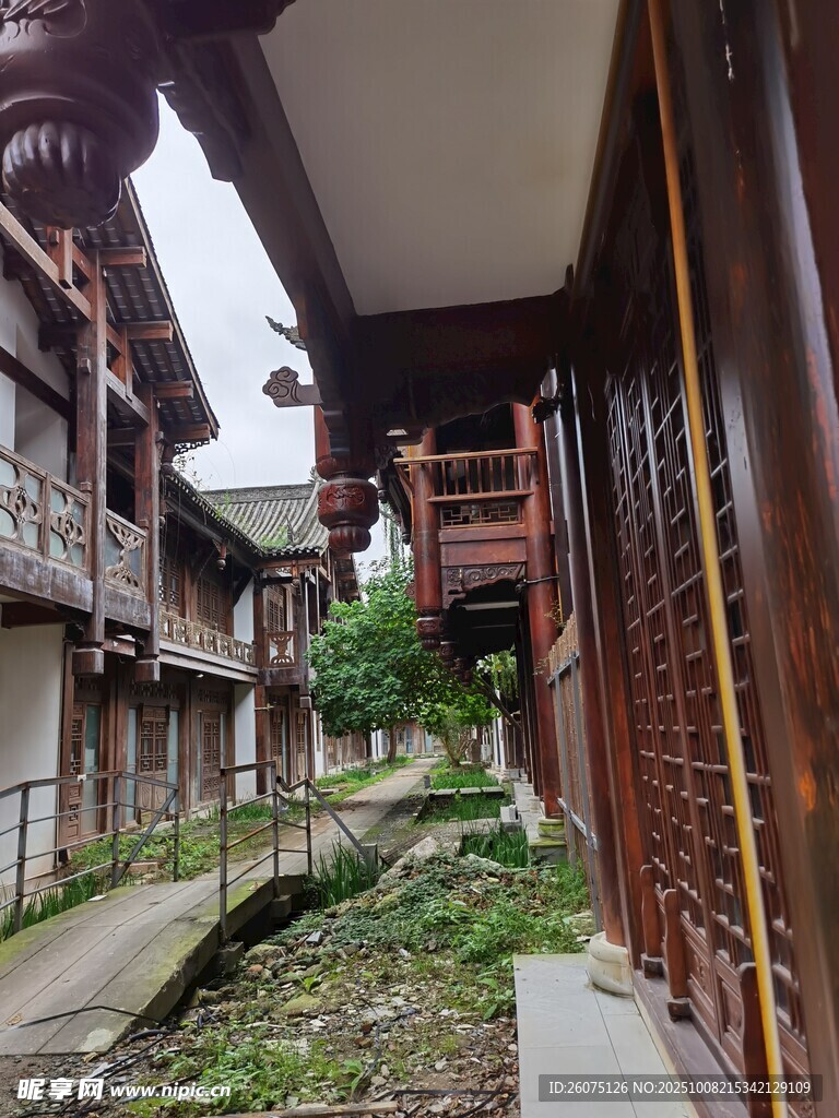 古巷中式建筑景致