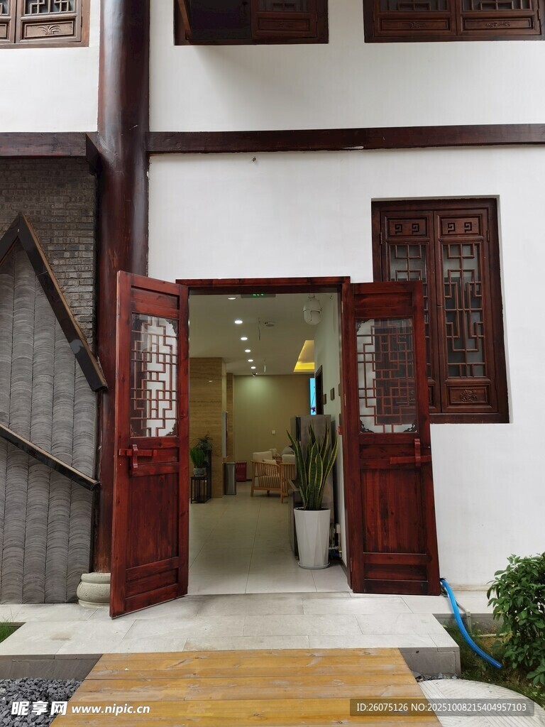 中式古典风格室内门场景