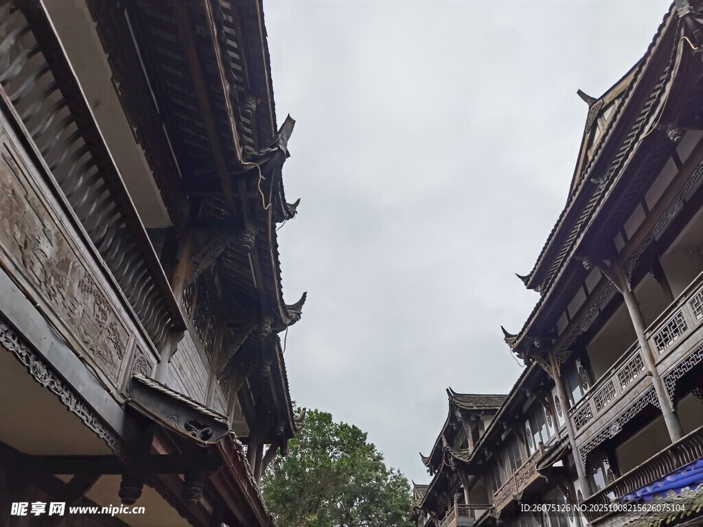 古色古香的中式传统建筑群