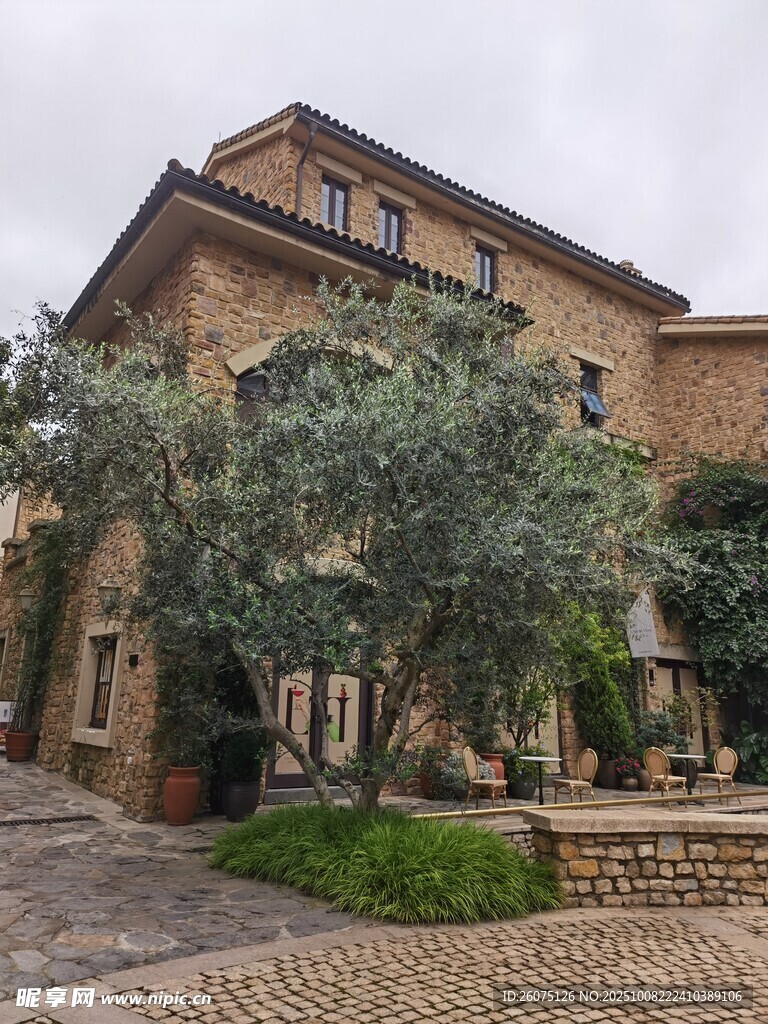 古朴欧式庭院建筑景观