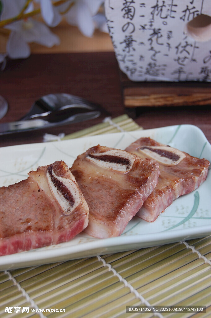 日式美味章鱼刺身