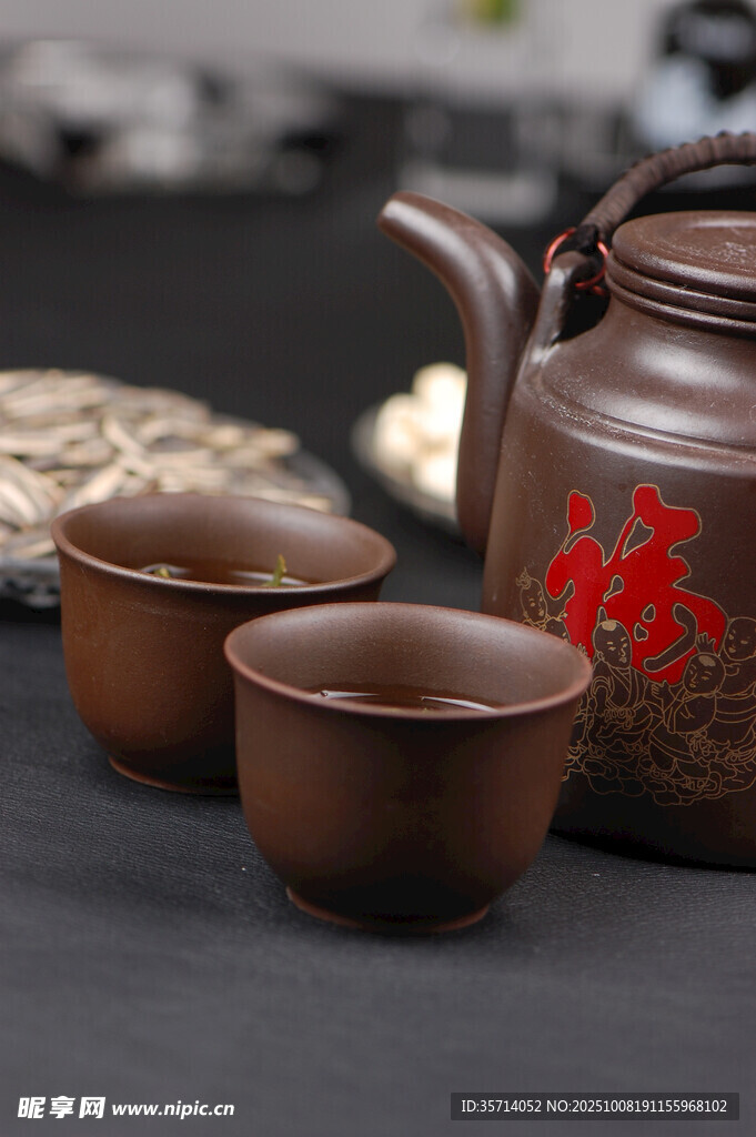 中式传统茶具古朴典雅