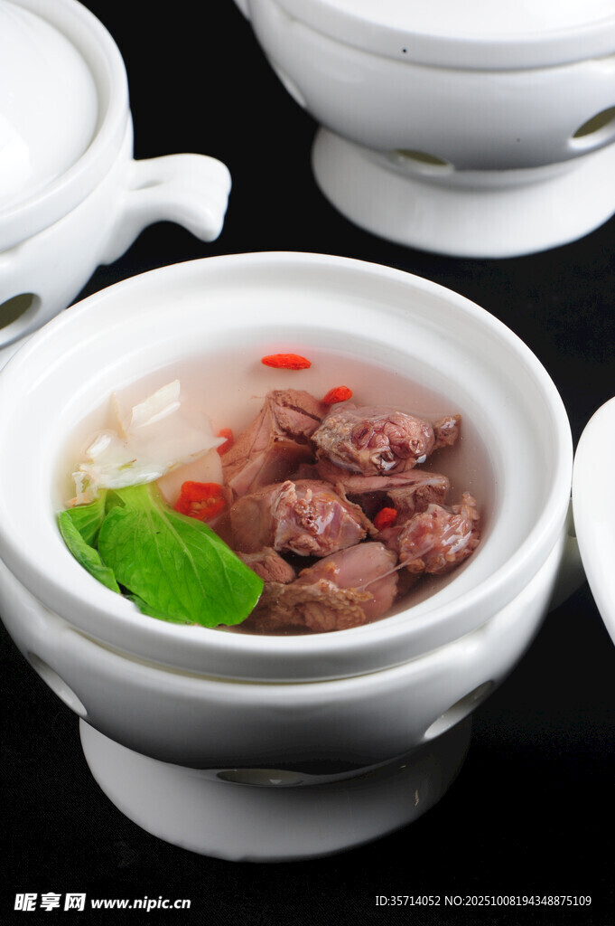 滋补牛肉炖汤