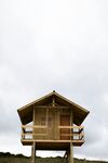 木质高架小屋简约风
