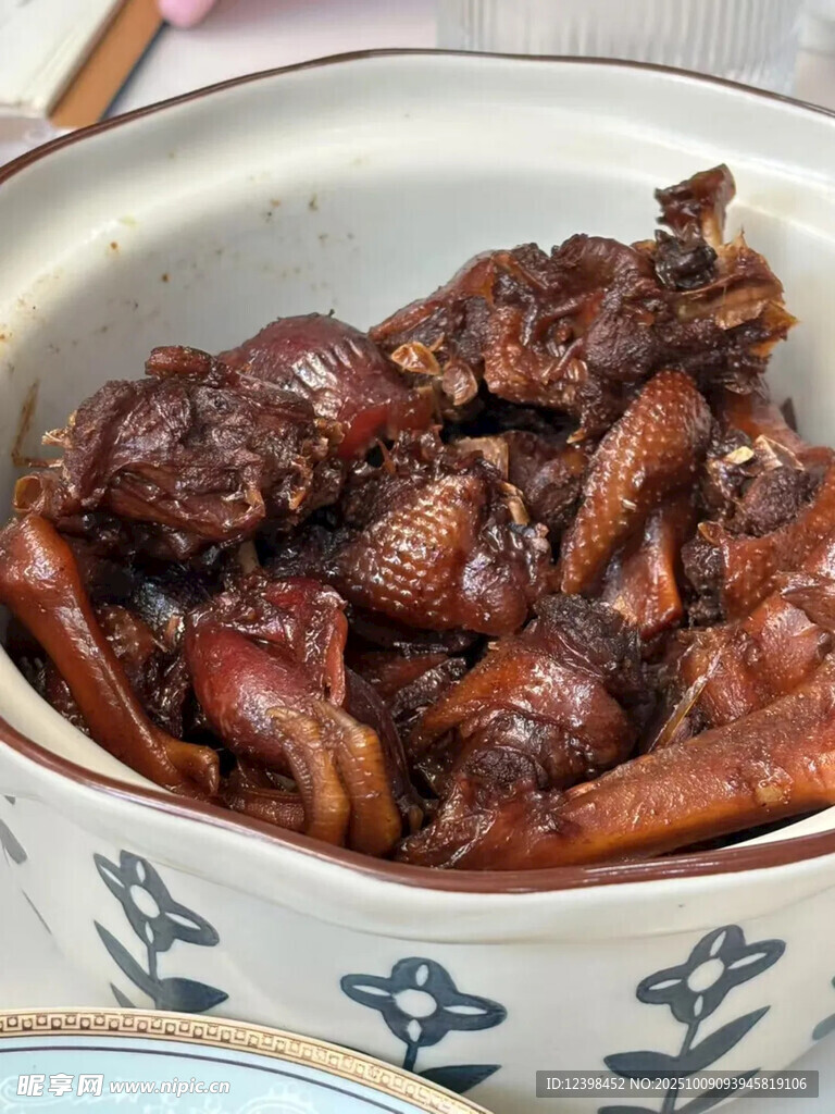 美味卤味鸡爪
