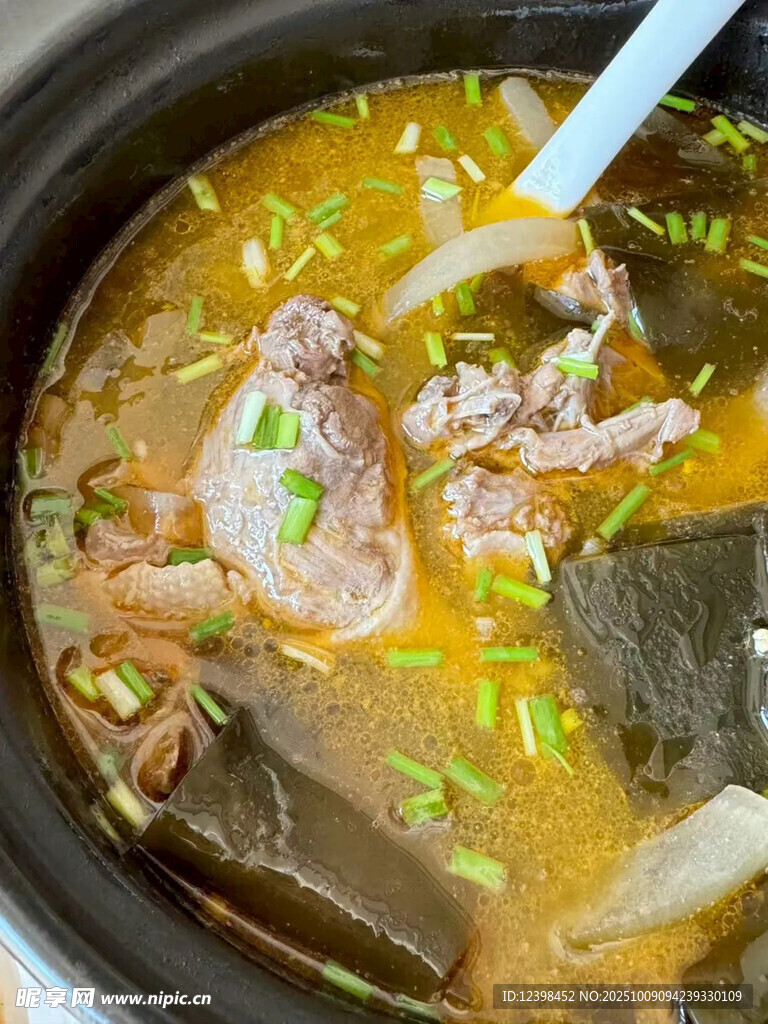 美味鲜香老鸭汤