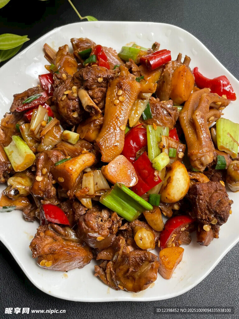 香辣美味炒鸡块