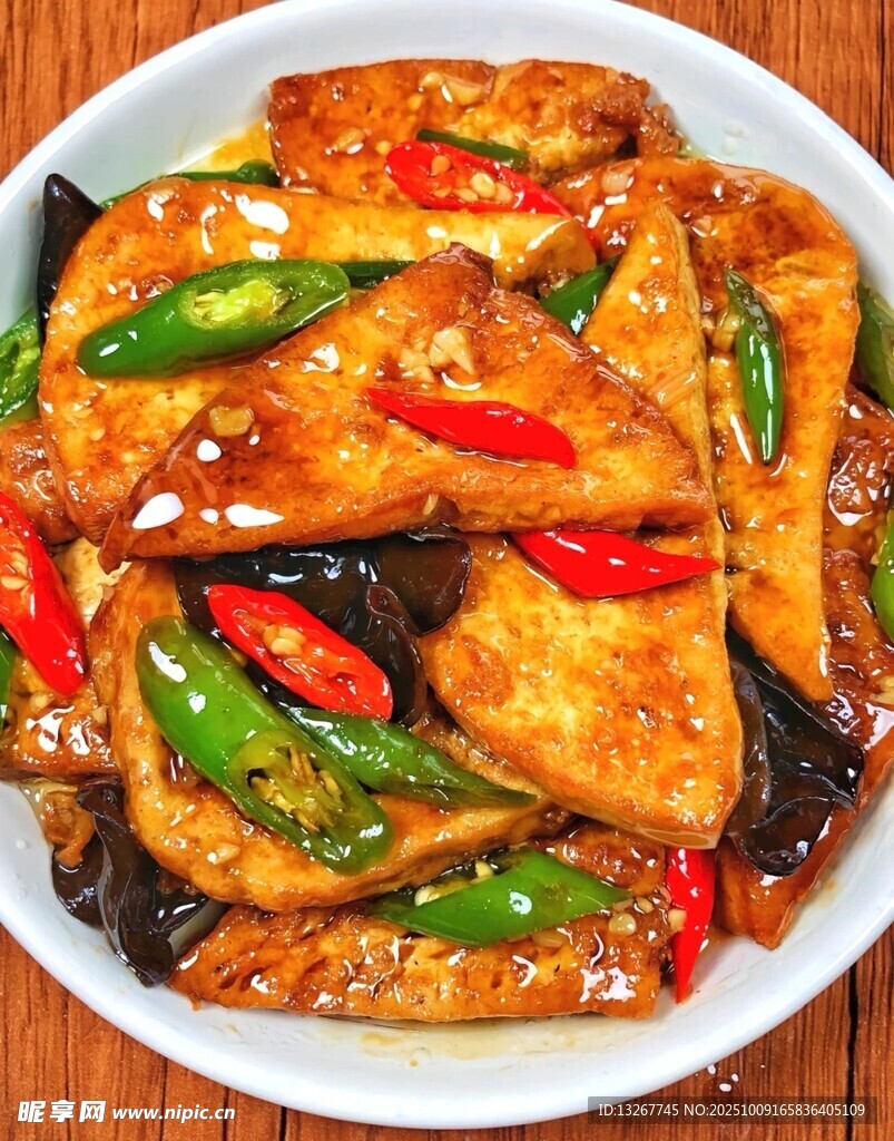 香煎豆腐配辣椒