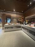 现代风格自助餐厅内部