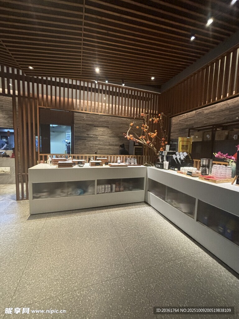 现代风格自助餐厅内部