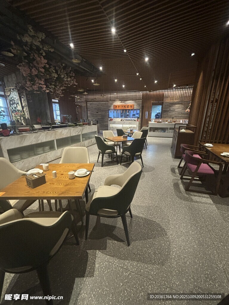 现代风格餐厅室内场景