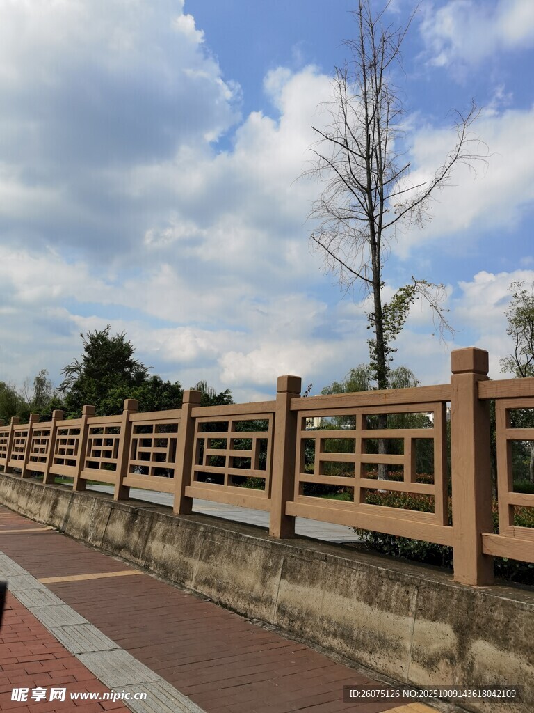 户外木质护栏景观