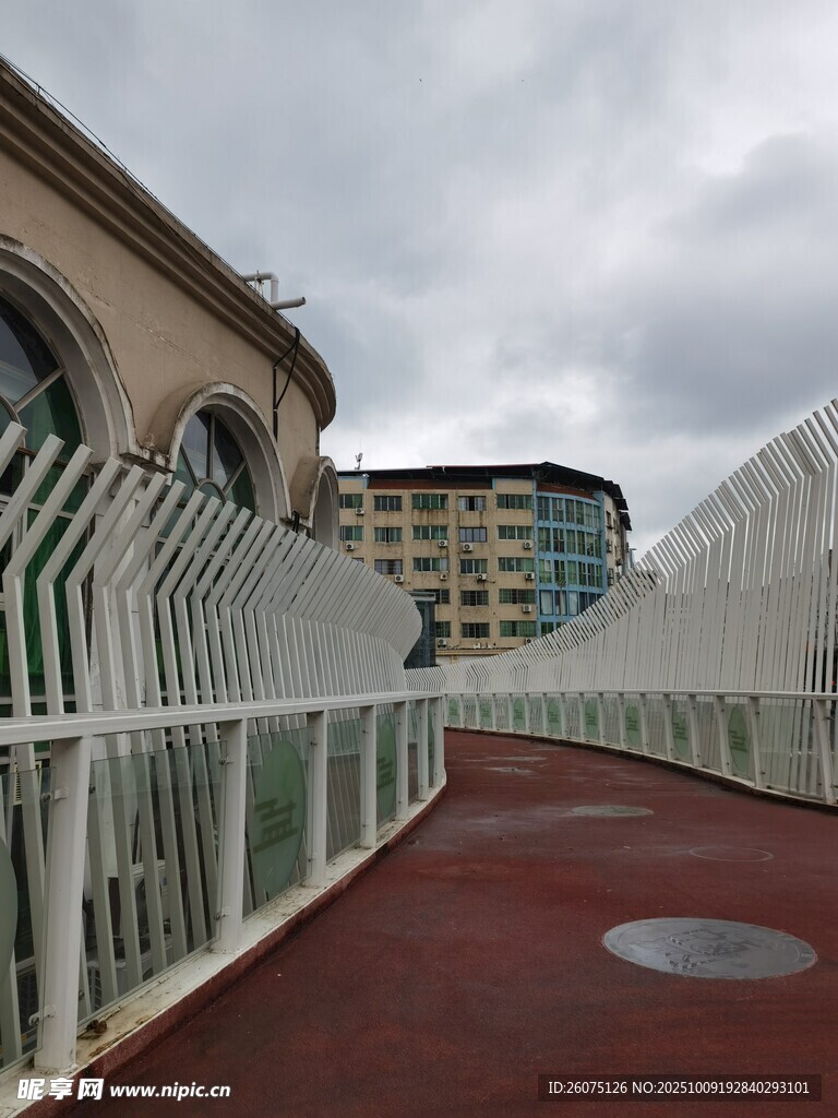 现代风格户外步道景观
