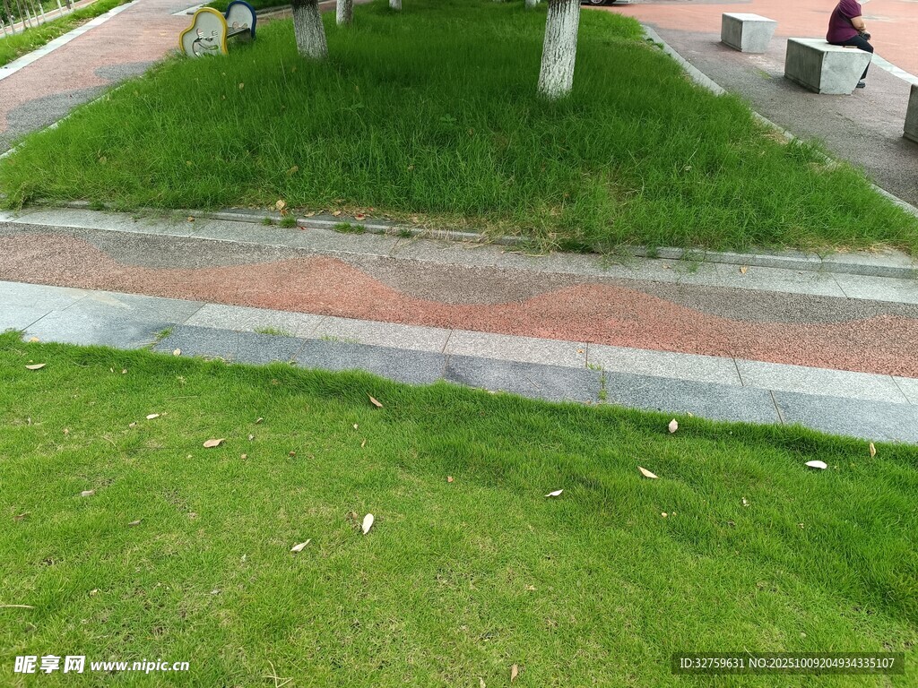 户外绿地与步道景观