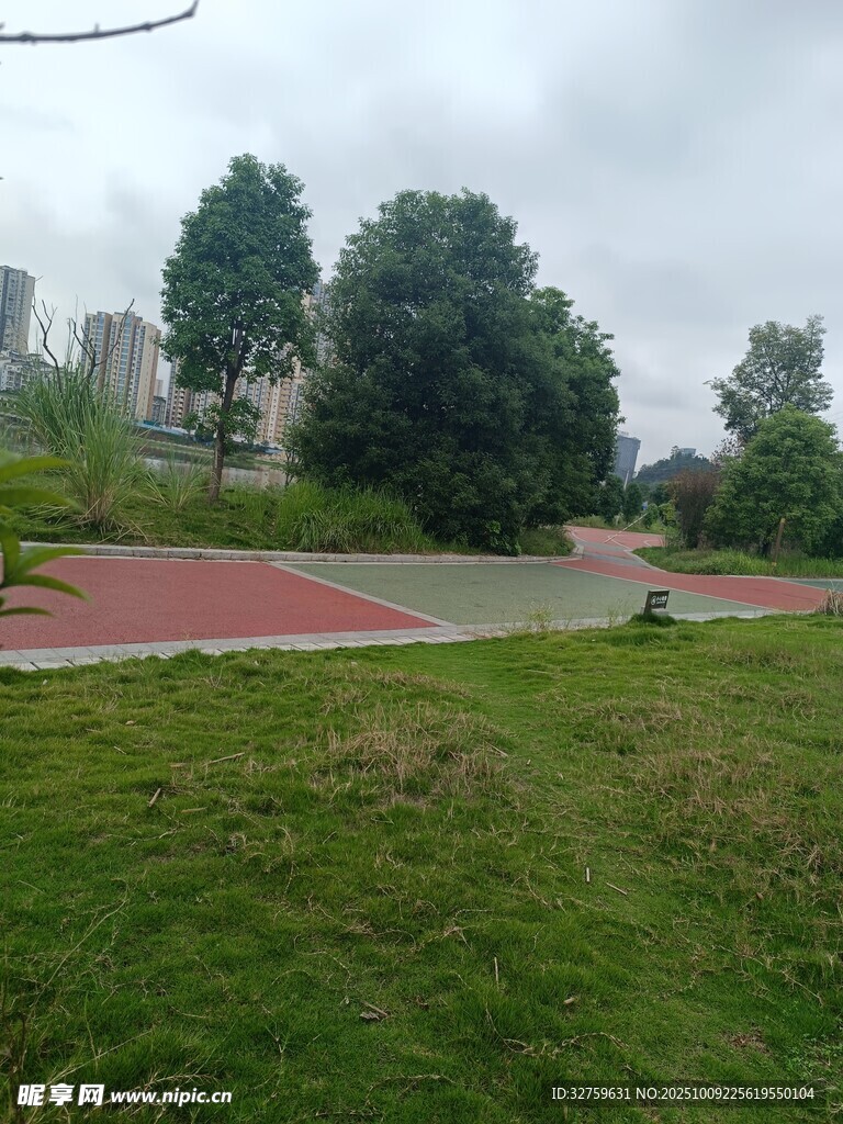 户外草地与休闲场地景观