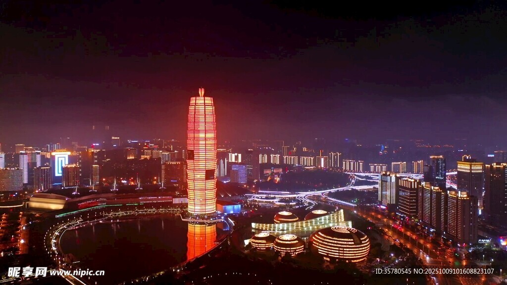 城市璀璨夜景中的标志性建筑