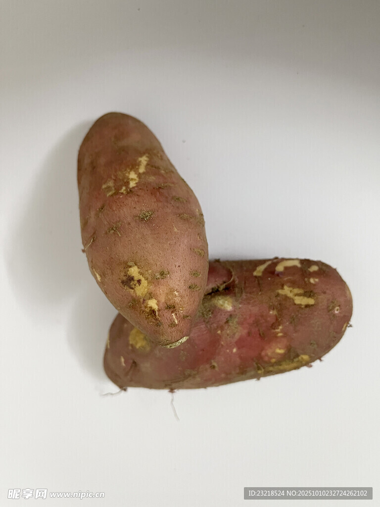 新鲜红薯