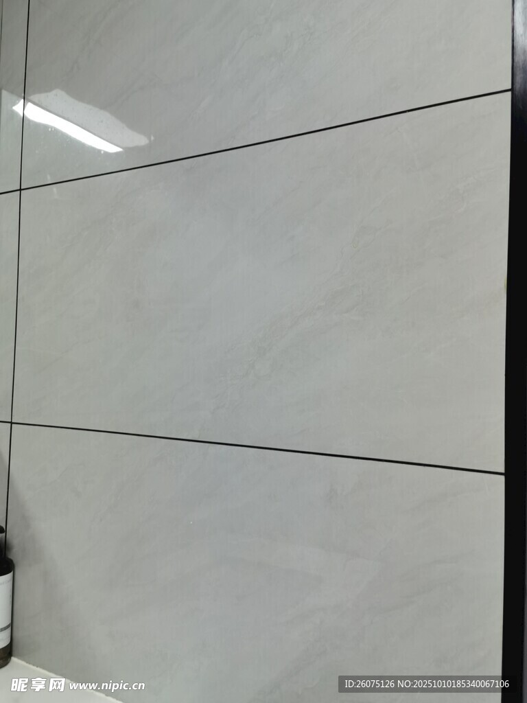灰白瓷砖墙面细节展示