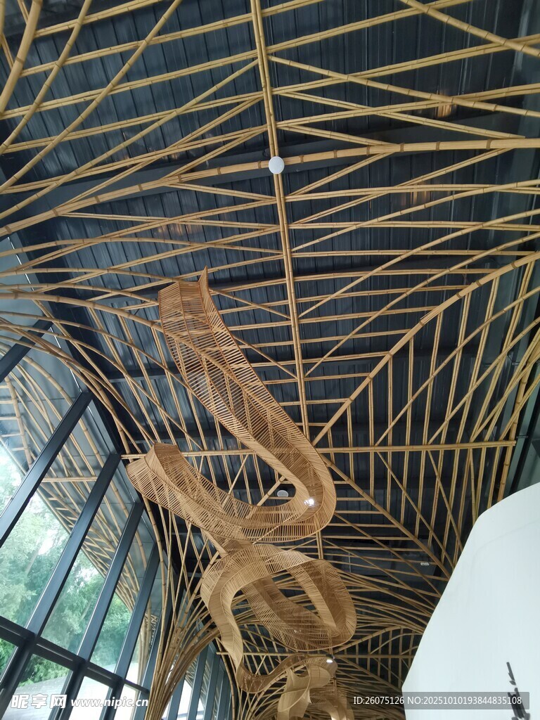 独特竹制建筑内部结构