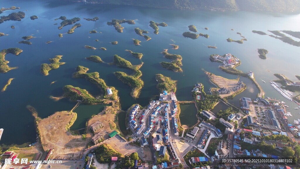 海上养殖景观俯瞰图