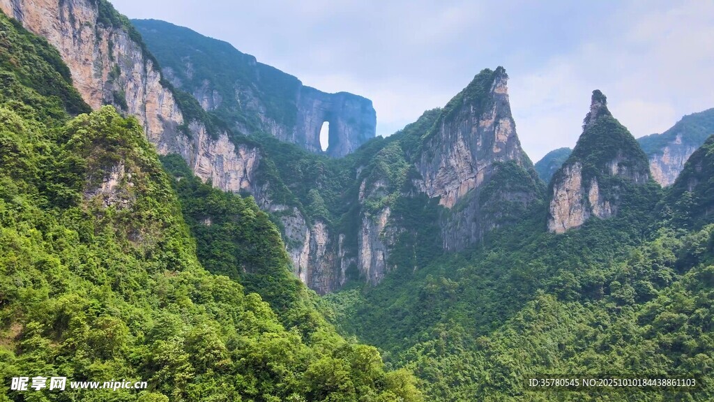 壮丽青山景观
