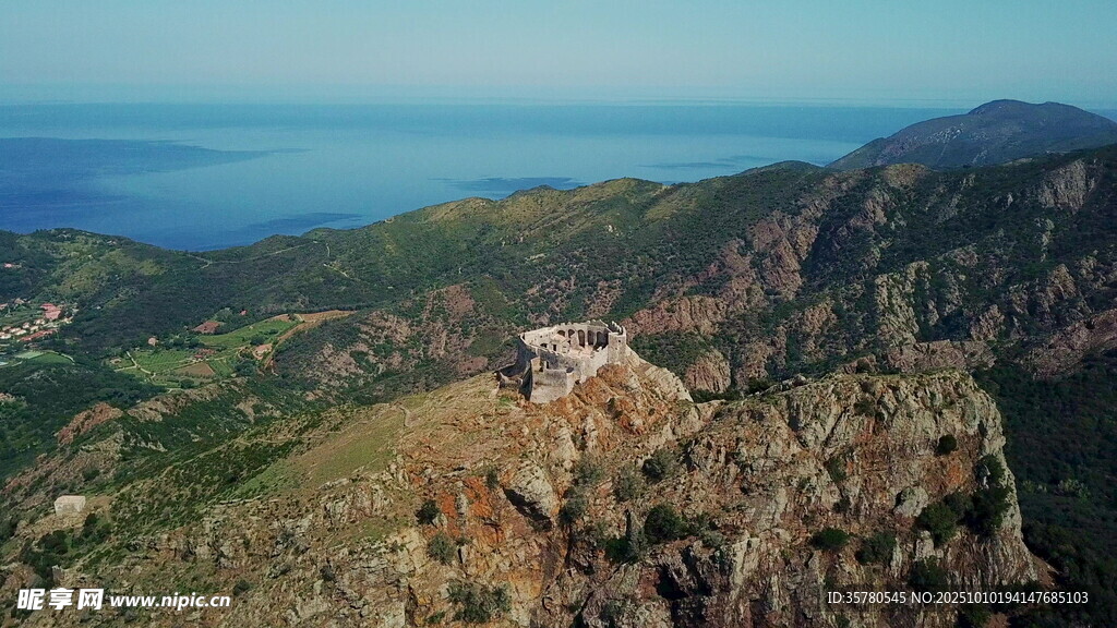 高山远眺壮阔海景