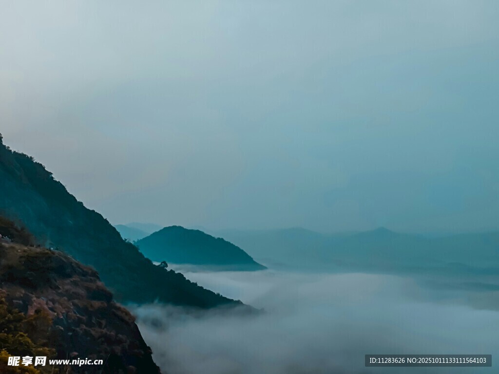 山间云海美景