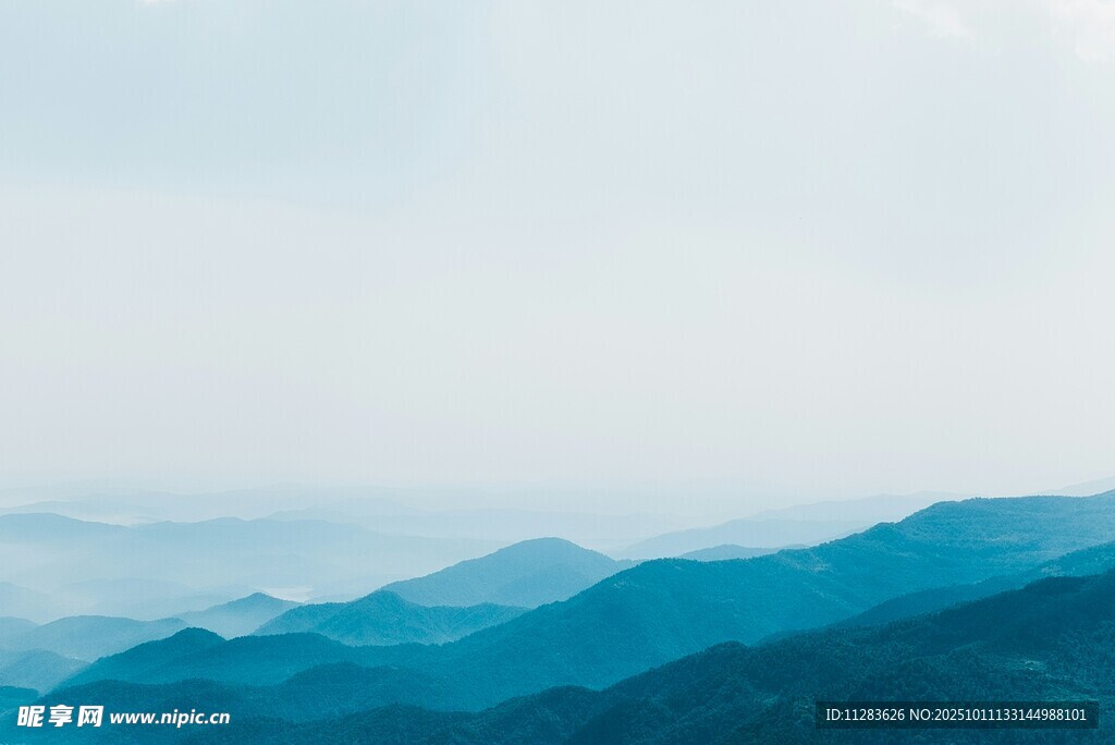 连绵青山