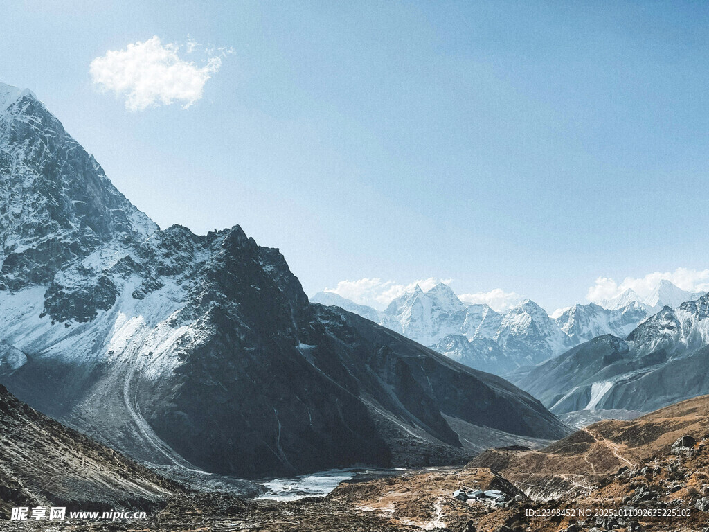 壮丽雪山风景