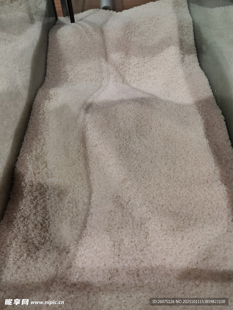 商场超市待售事珍珠米