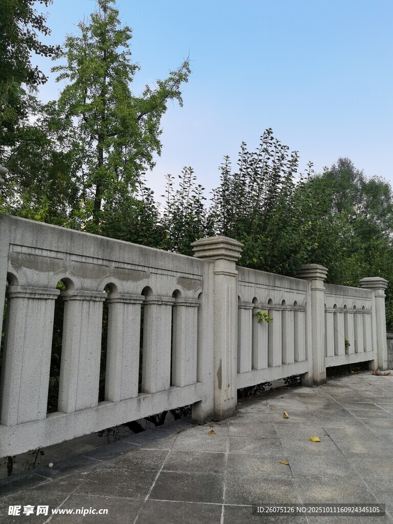 石质护栏景观