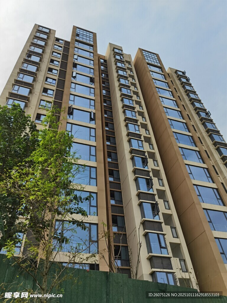 高层住宅楼外观景观