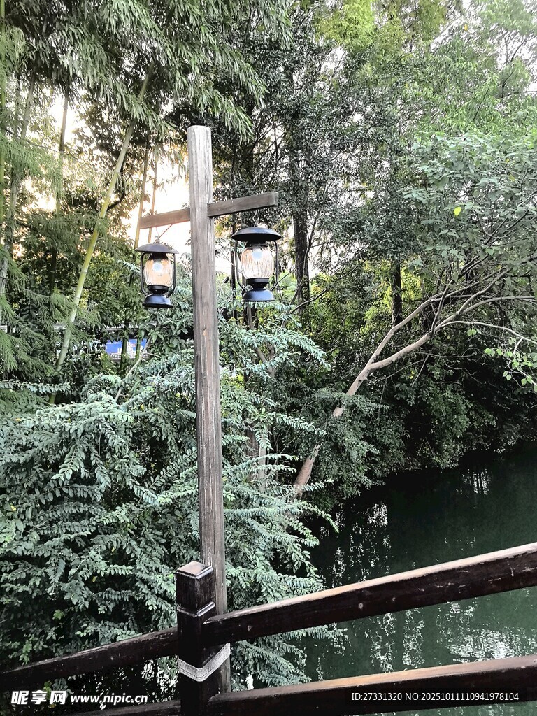 林中观景台