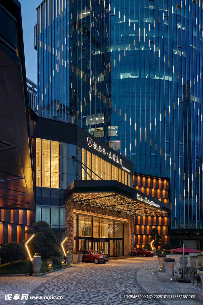 都市夜晚繁华建筑景观