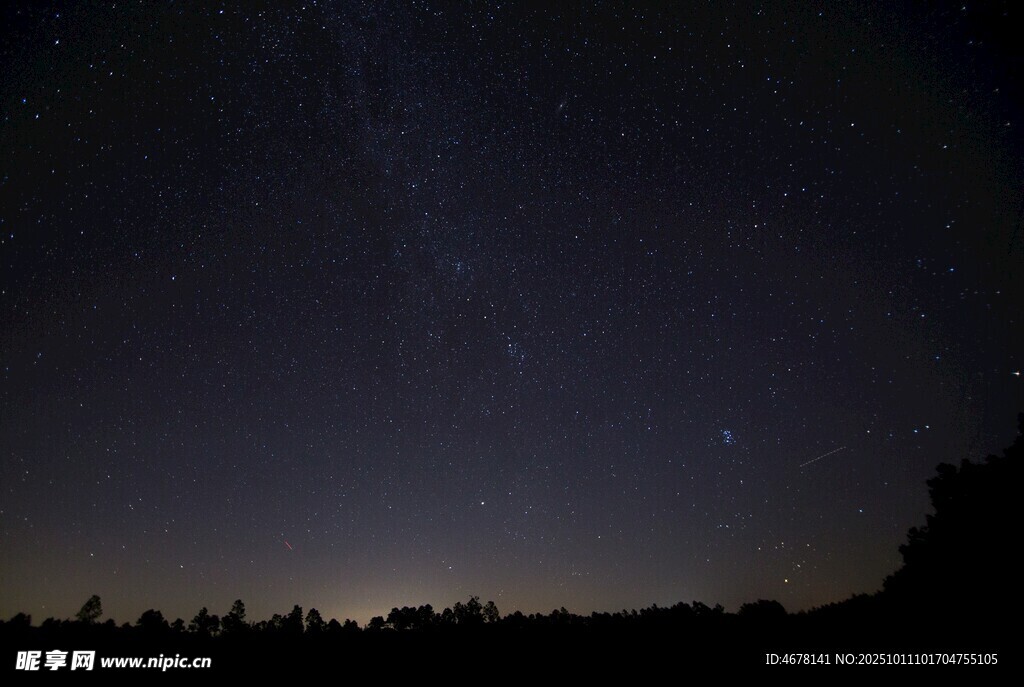 夜空下的璀璨星河