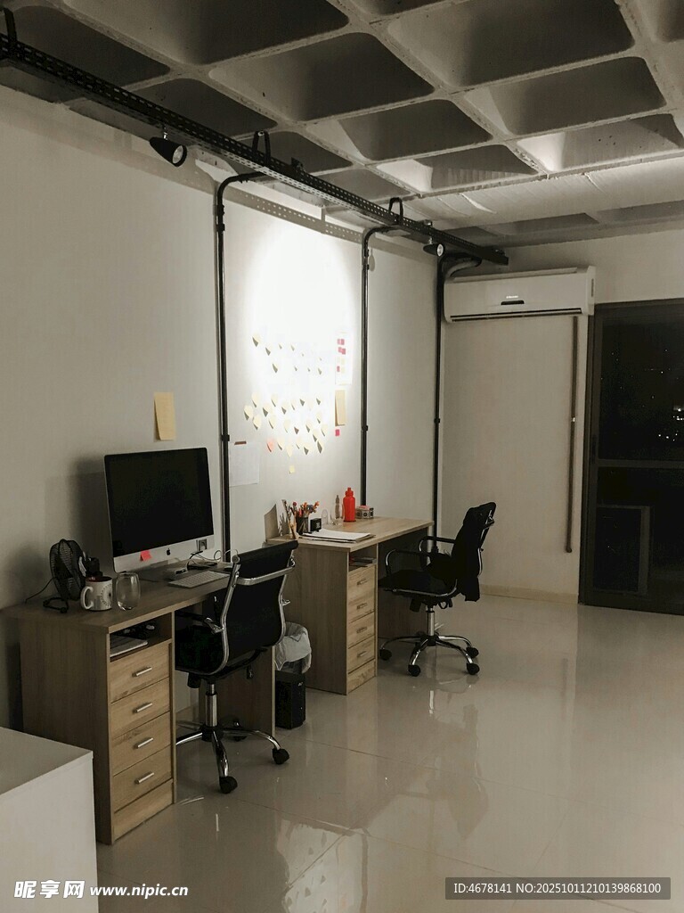 简约现代风格的办公空间