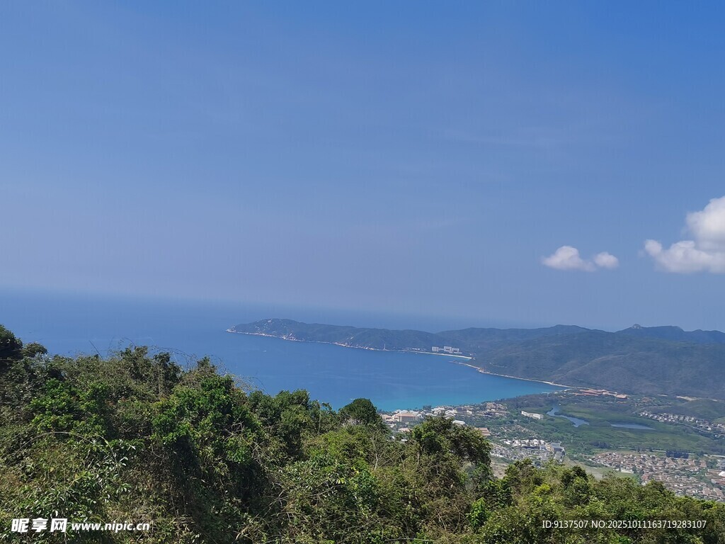 俯瞰山海美景