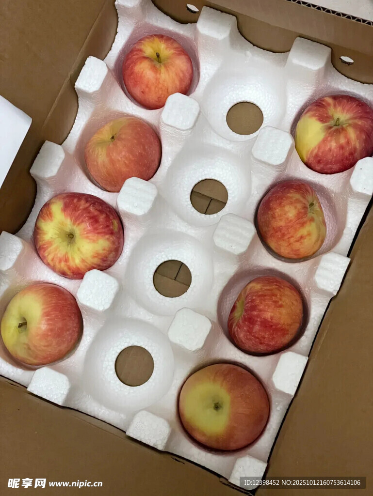 盒装新鲜水蜜桃
