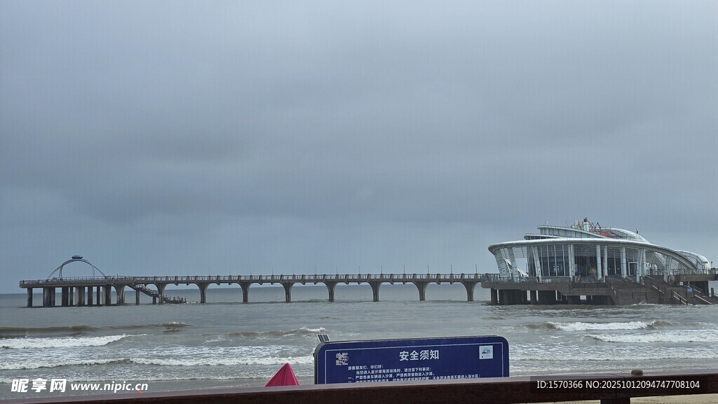 海滨码头风景