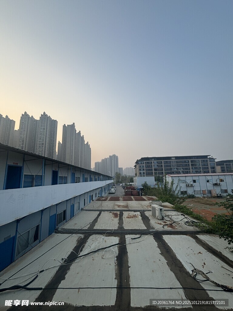 城市屋顶视角下的建筑景观