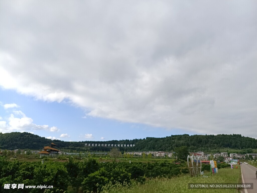 乡村田野风光全景图