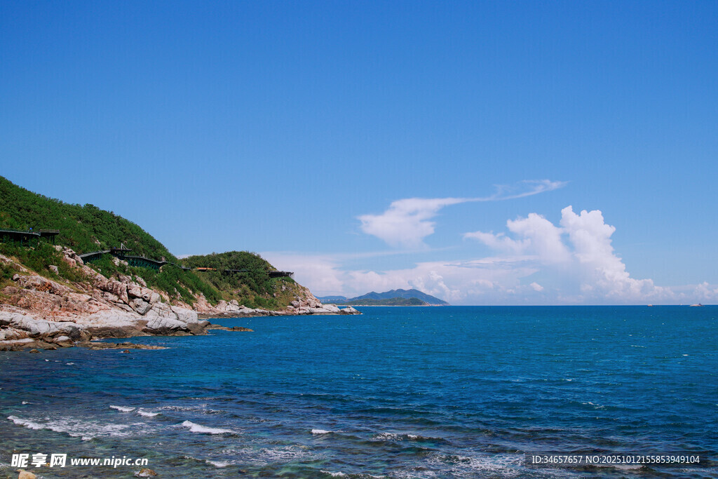 海边美景蓝天碧海青山