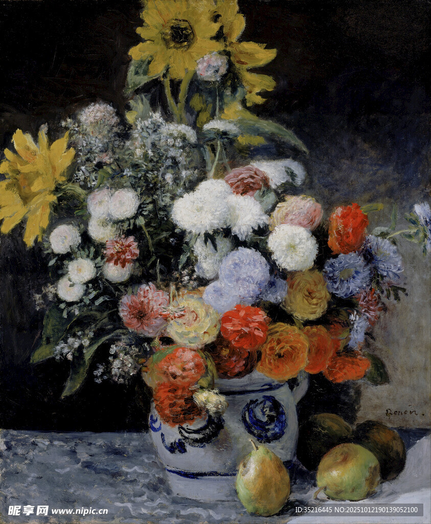 花瓶中的多彩花卉与水果