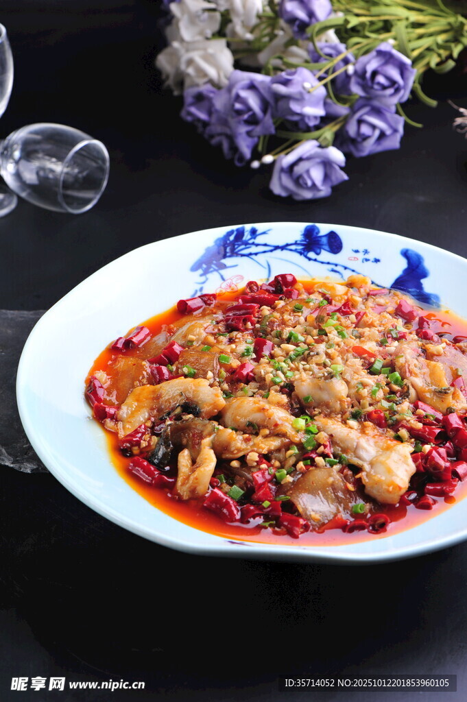 麻辣鲜香的美味水煮肉片