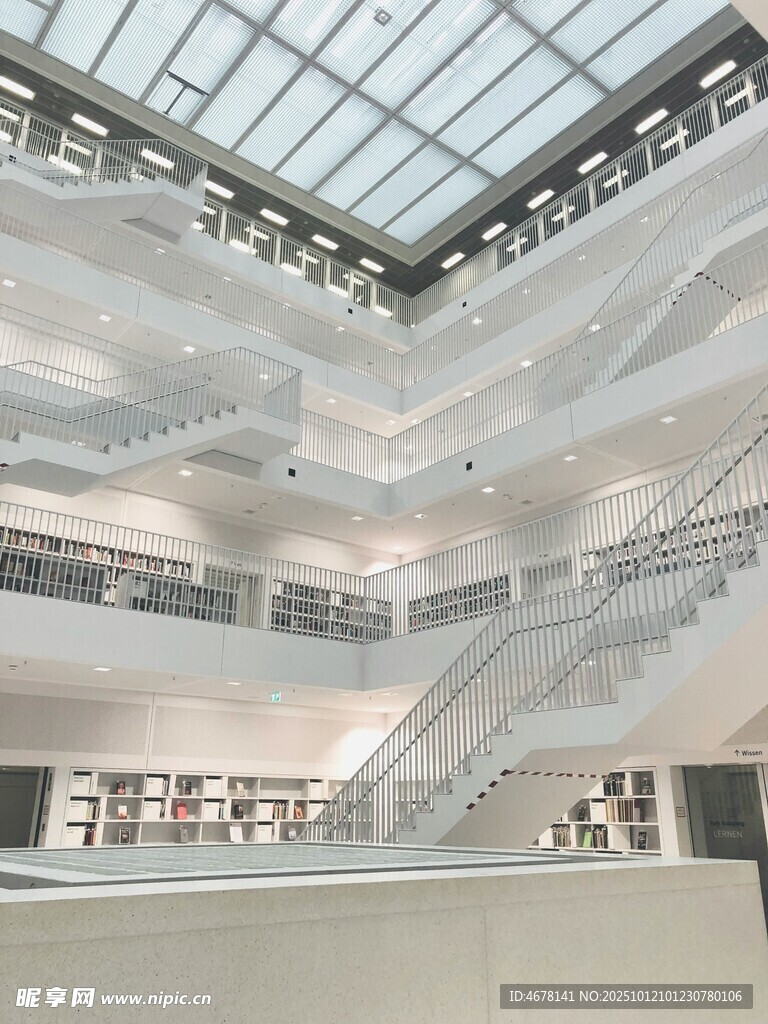 现代风格通透室内空间设计